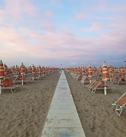 公寓 La Casa Del Cuore - Family & Pet - 200 Mt Spiaggia - 2 Bagni 里米尼